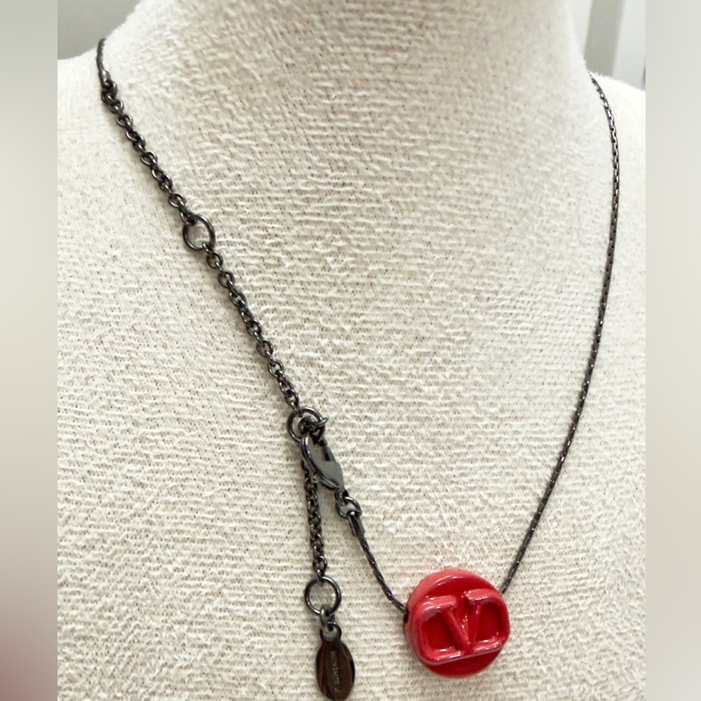 Valentino Garavani Red Enameled Necklace - Picture 6 of 7